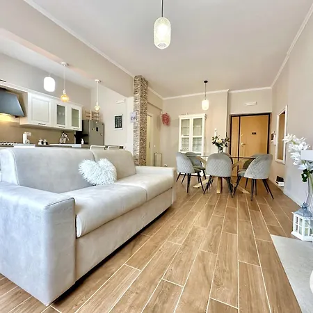 - Poseidone House Lido di Ostia